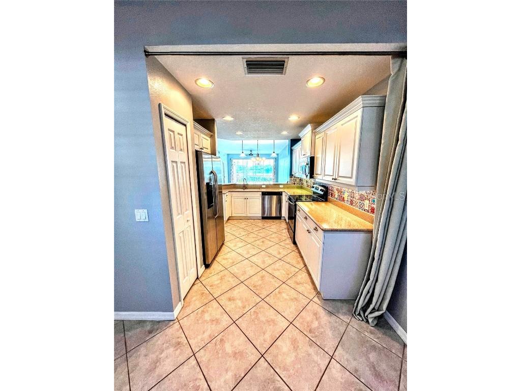 5691 Key Largo Court #5691 Bradenton FL 34203 - BRADEN RIVER A4655956 image4