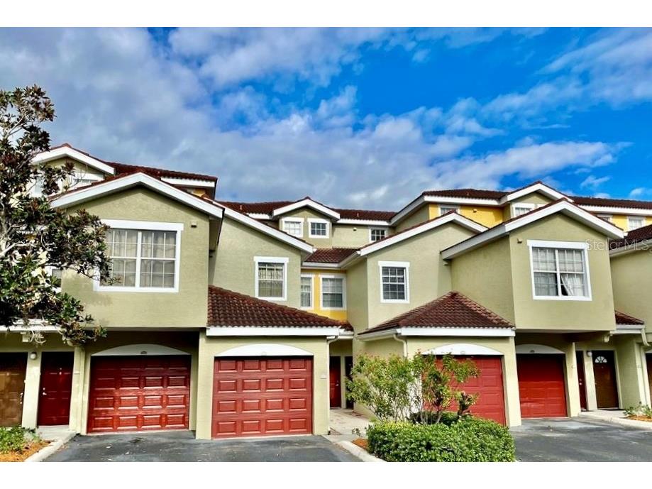 5692 Bentgrass Drive #14-207 Sarasota FL 34235 A4563820 image1