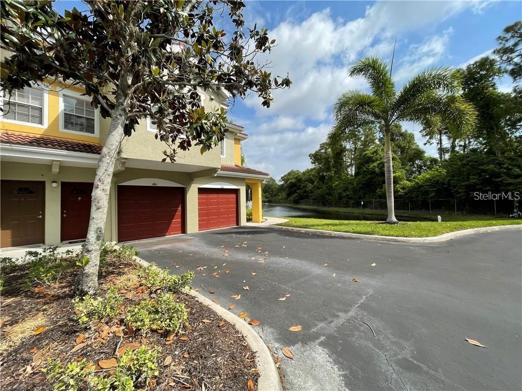 5692 Bentgrass Drive #14-211 Sarasota FL 34235 A4600715 image1