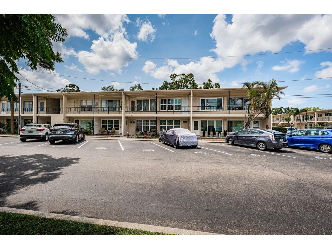 5694 40th Terrace N #423 Kenneth City FL 33709 TB8383792 image1