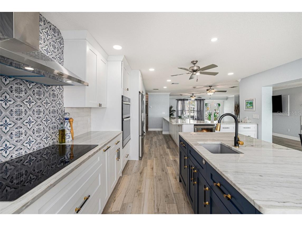 5694 Oakhurst Drive Seminole FL 33772 TB8449649 image15