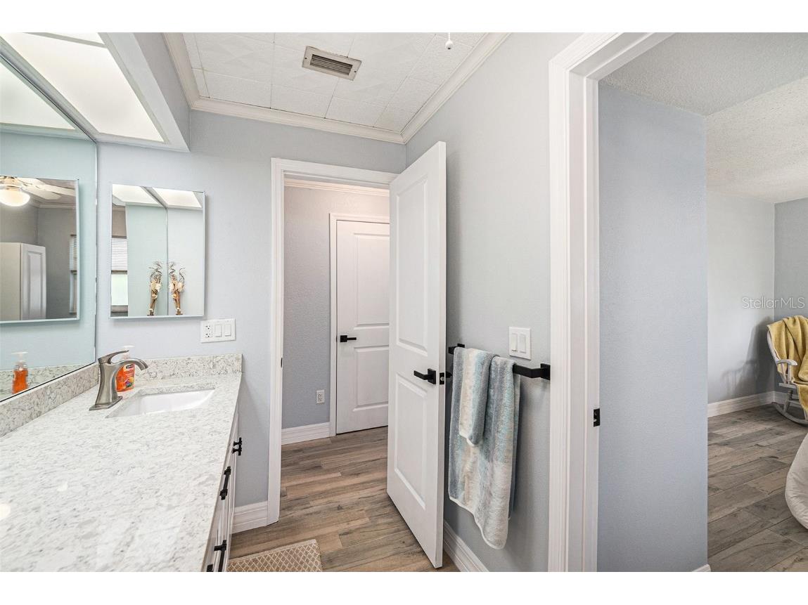 5694 Oakhurst Drive Seminole FL 33772 TB8449649 image25