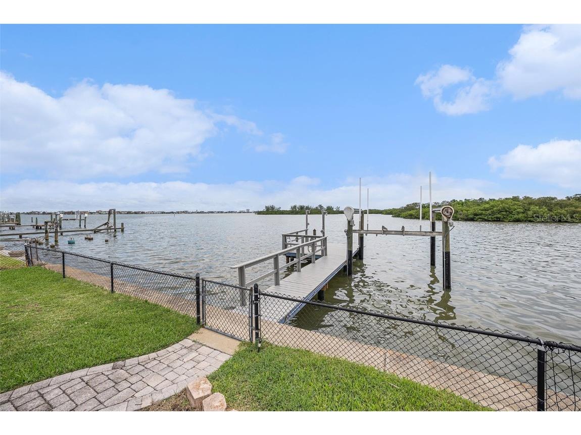 5694 Oakhurst Drive Seminole FL 33772 TB8449649 image31