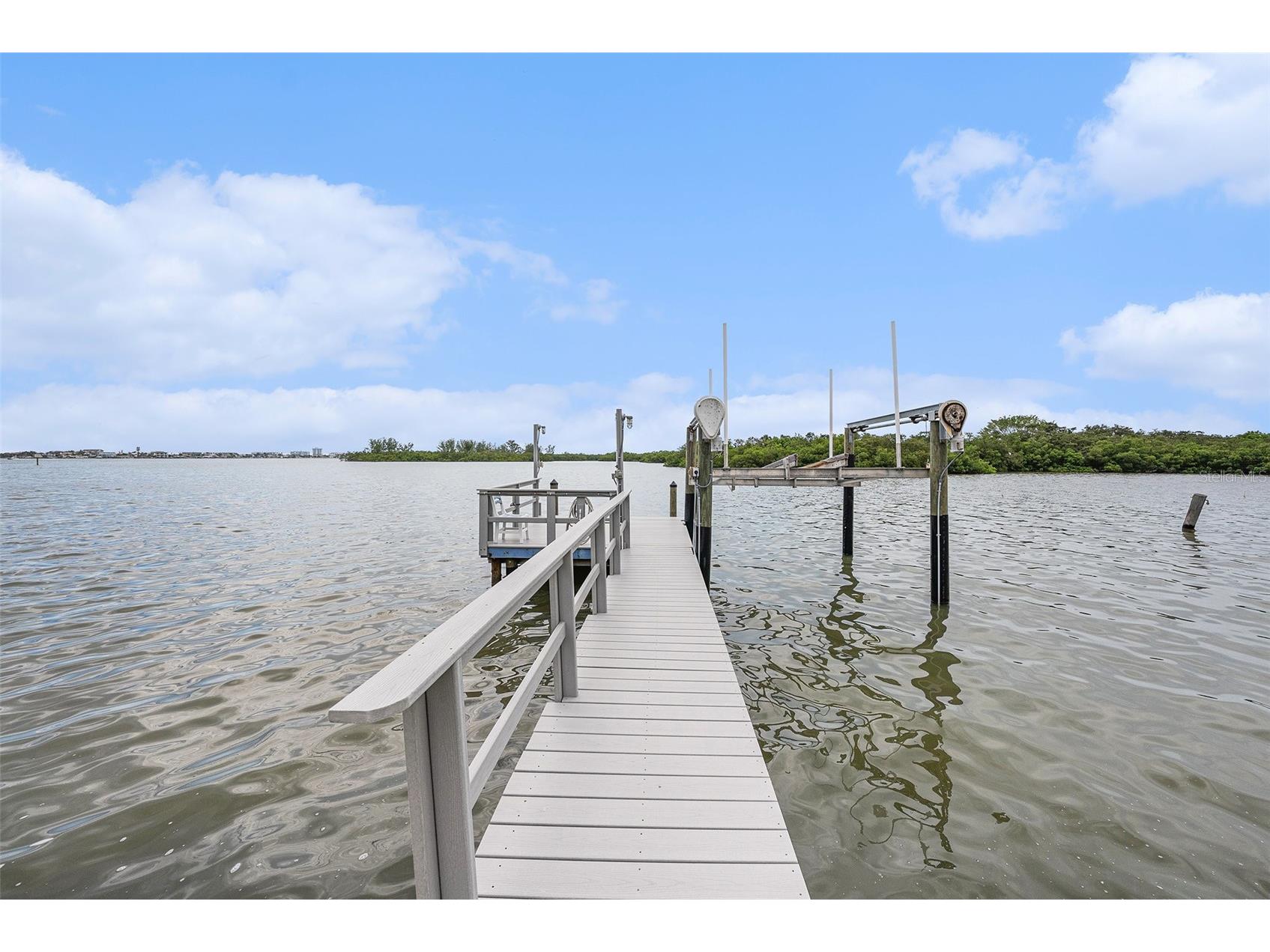 5694 Oakhurst Drive Seminole FL 33772 TB8449649 image48