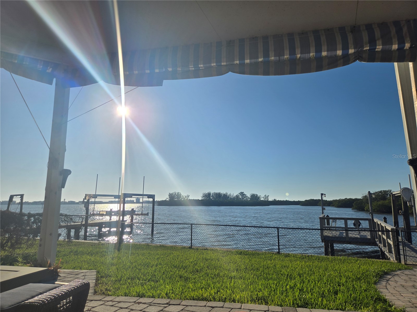 5694 Oakhurst Drive Seminole FL 33772 TB8449649 image70