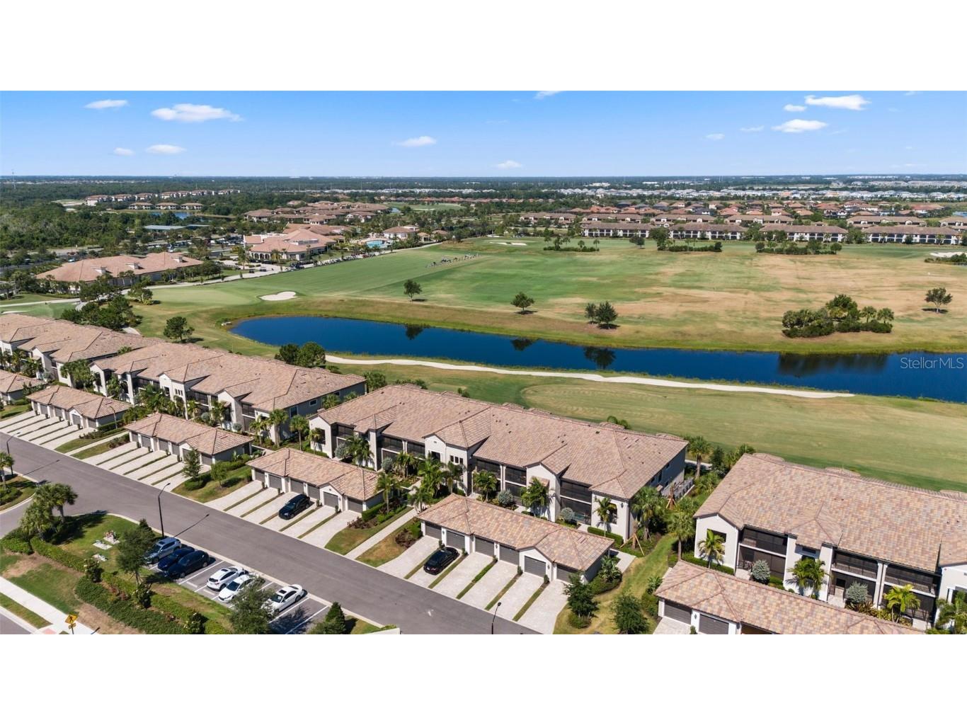 5694 Palmer Cir #102 Bradenton FL 34211 A4611974 image1