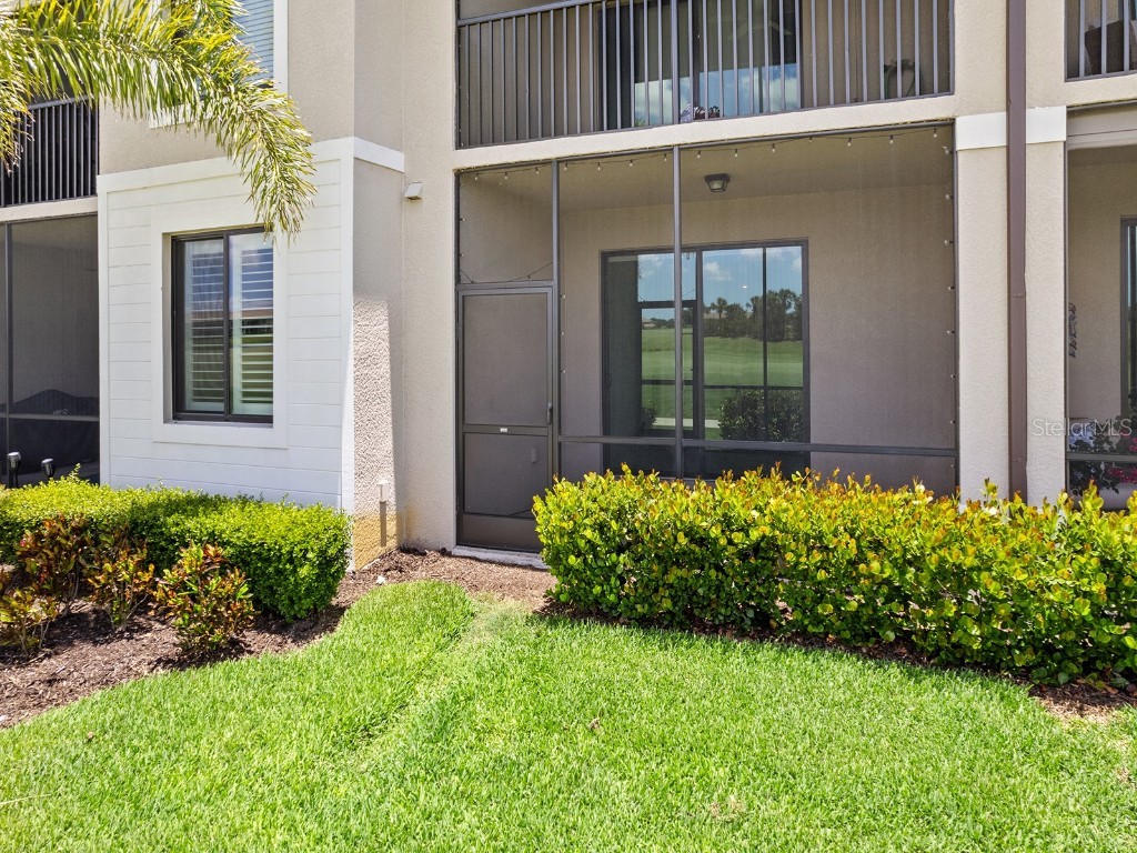 5694 Palmer Circle #105 Lakewood Ranch FL 34211 A4607803 image1