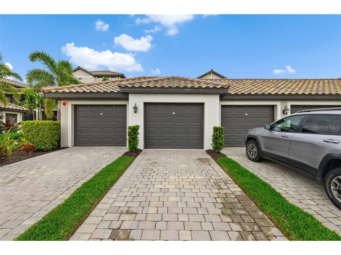 5694 Palmer Circle #204 Lakewood Ranch FL 34211 A4670080 image32