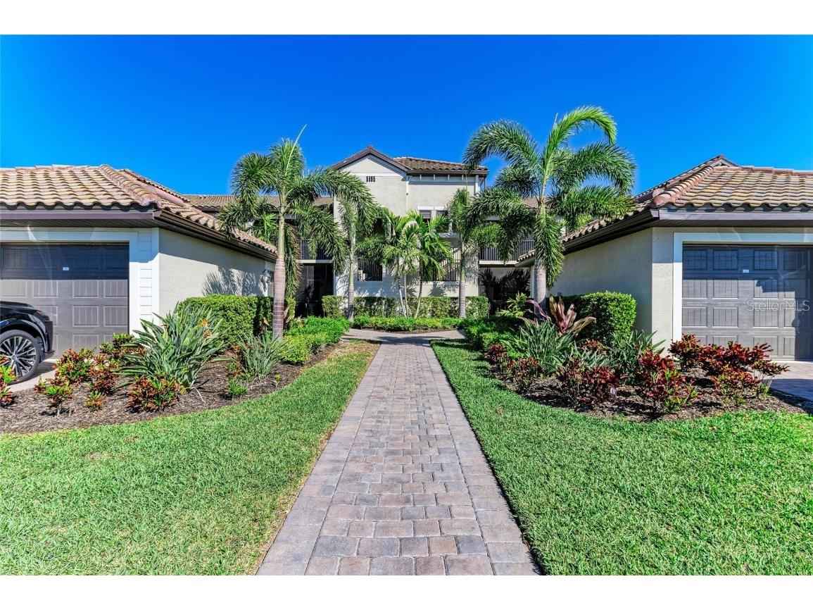 5695 Palmer Circle #101 Bradenton FL 34211 A4644319 image1
