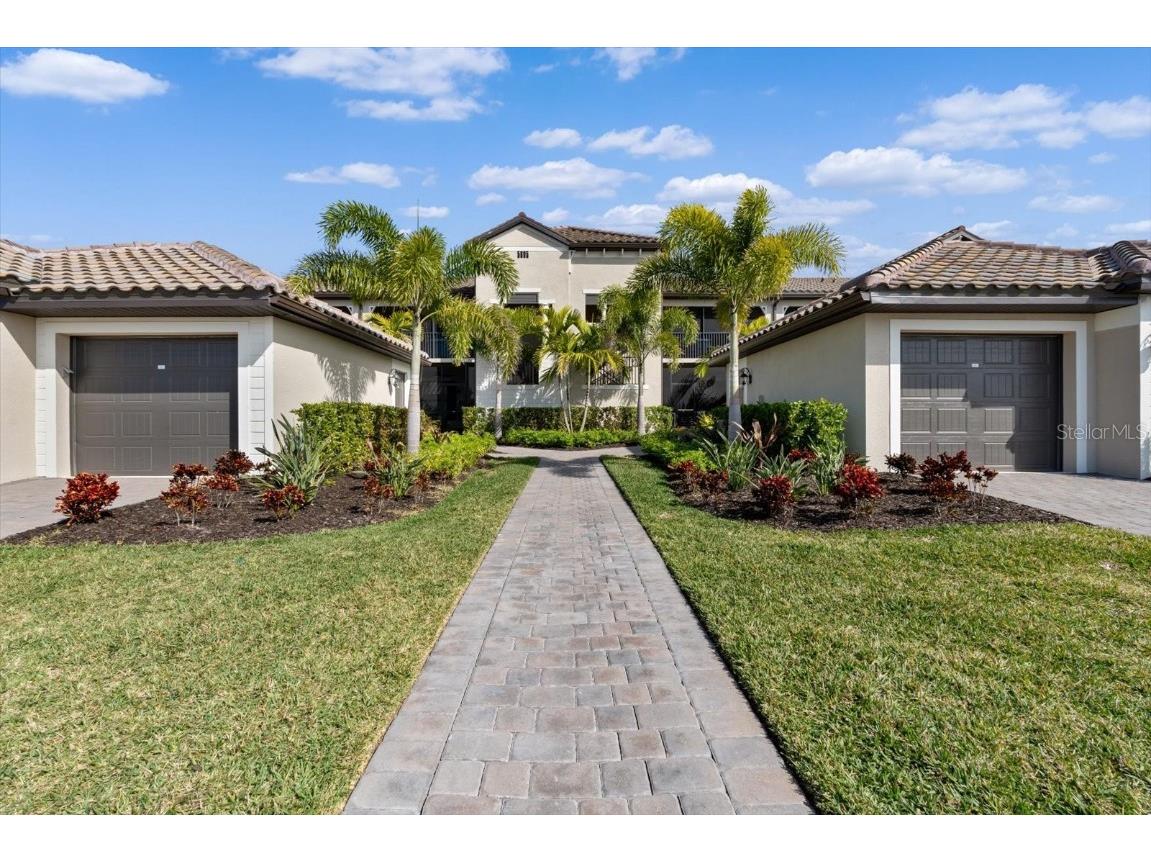 5695 Palmer Circle #203 Bradenton FL 34211 A4602339 image1