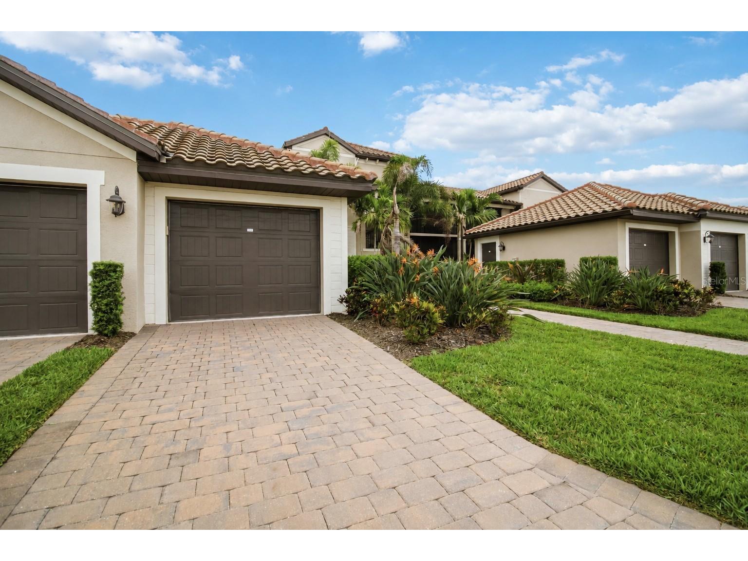 5695 Palmer Circle #203 Bradenton FL 34211 A4696270 image1