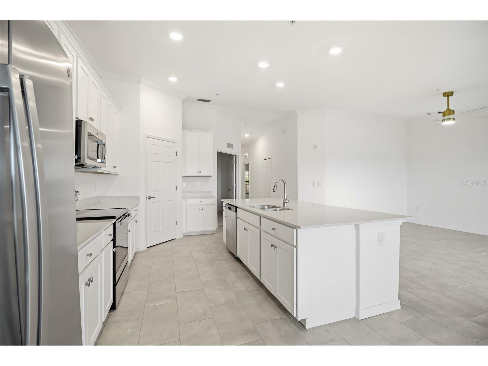 5695 Palmer Circle #203 Bradenton FL 34211 A4696270 image11