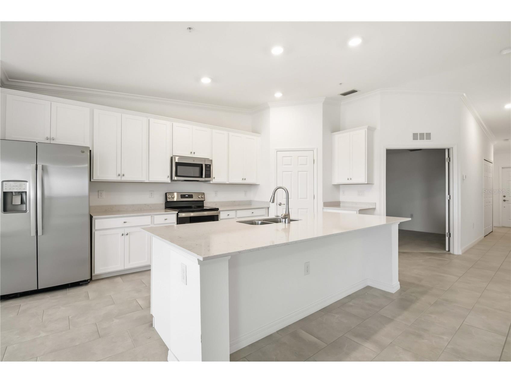 5695 Palmer Circle #203 Bradenton FL 34211 A4696270 image13