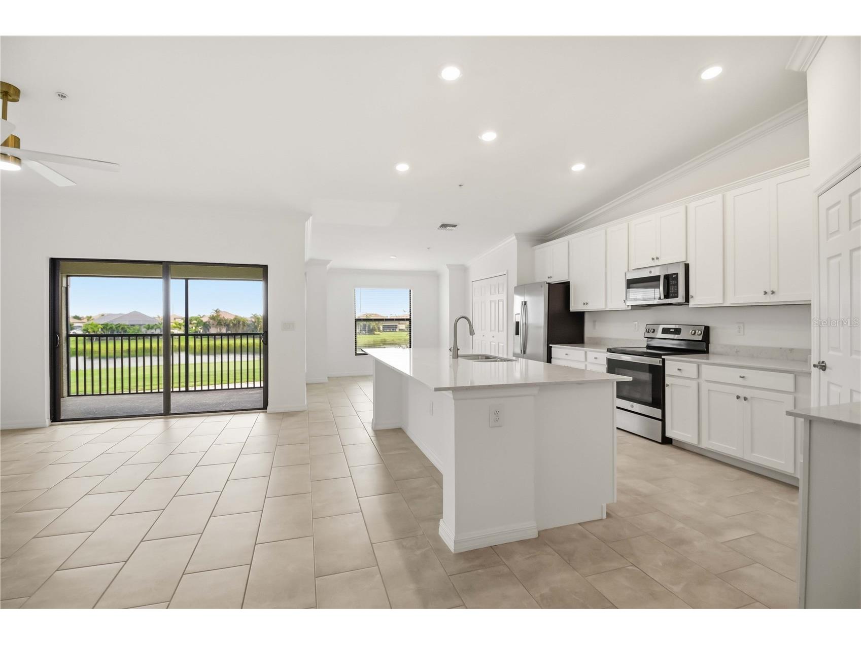 5695 Palmer Circle #203 Bradenton FL 34211 A4696270 image8