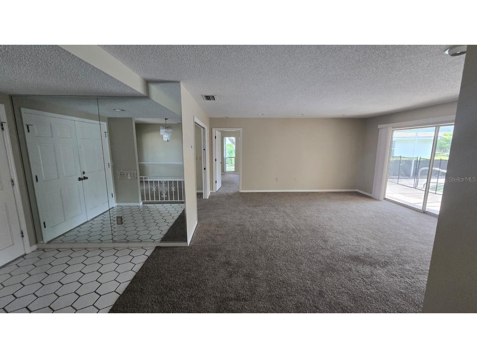 5697 Country Lakes Drive Sarasota FL 34243 TB8521913 image4