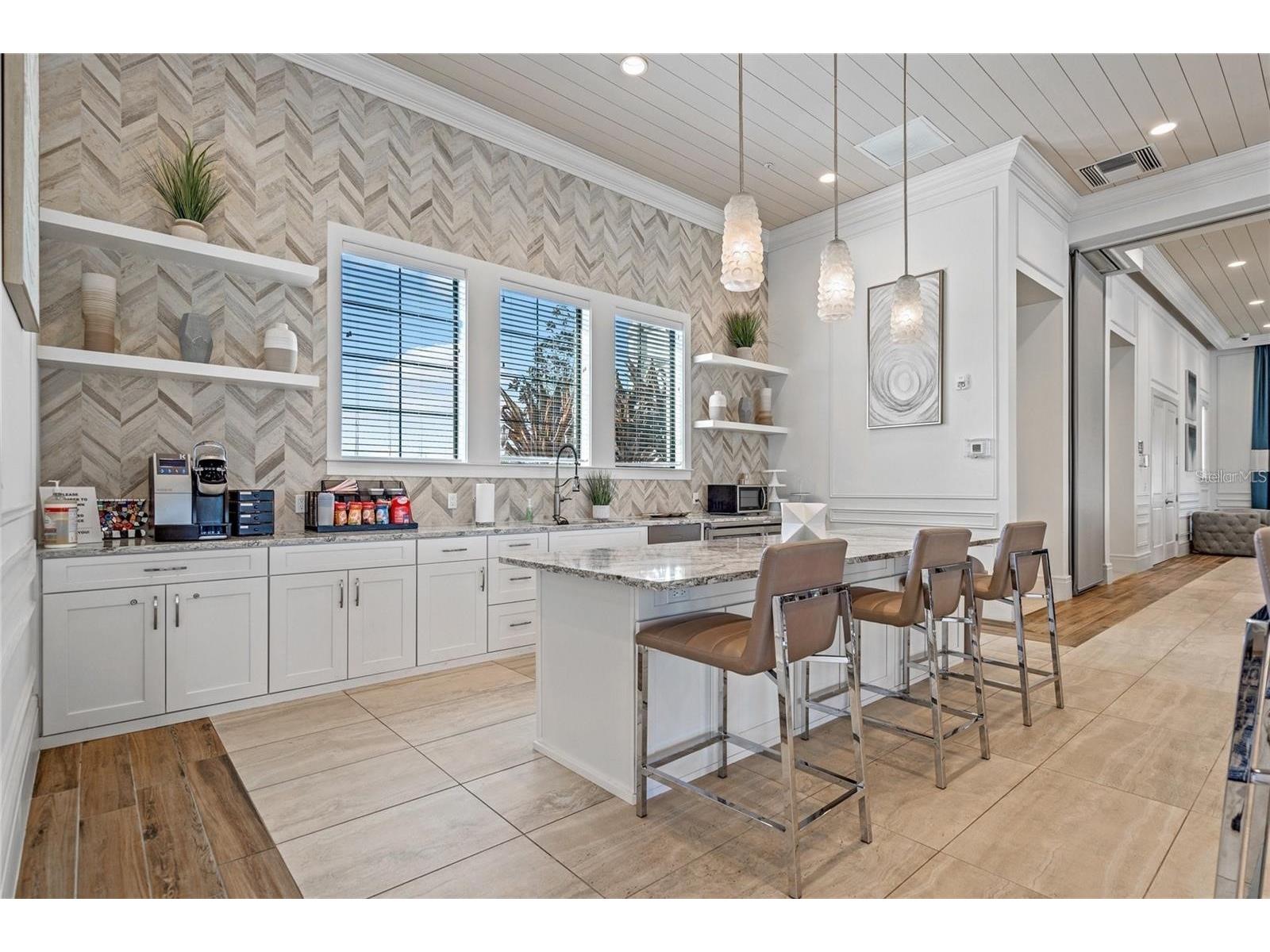 5697 Long Shore Loop Sarasota FL 34238 A4695601 image39
