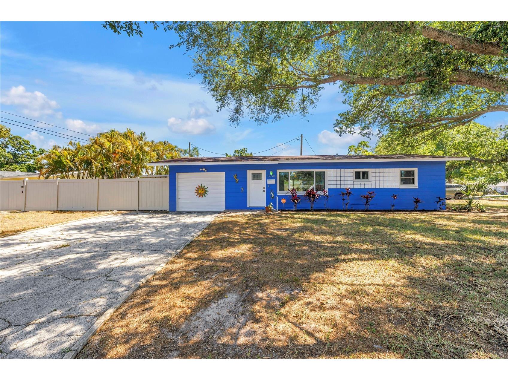 5698 24th Terrace N Saint Petersburg FL 33710 TB8500372 image1
