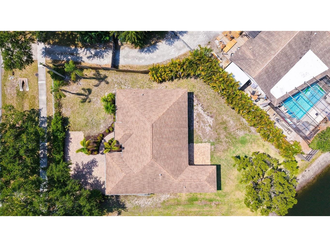 5698 Country Walk Lane Sarasota FL 34233 A4654065 image2