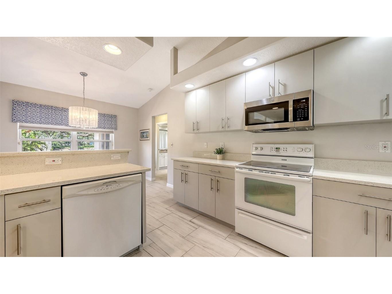 5698 Country Walk Lane Sarasota FL 34233 A4654065 image22