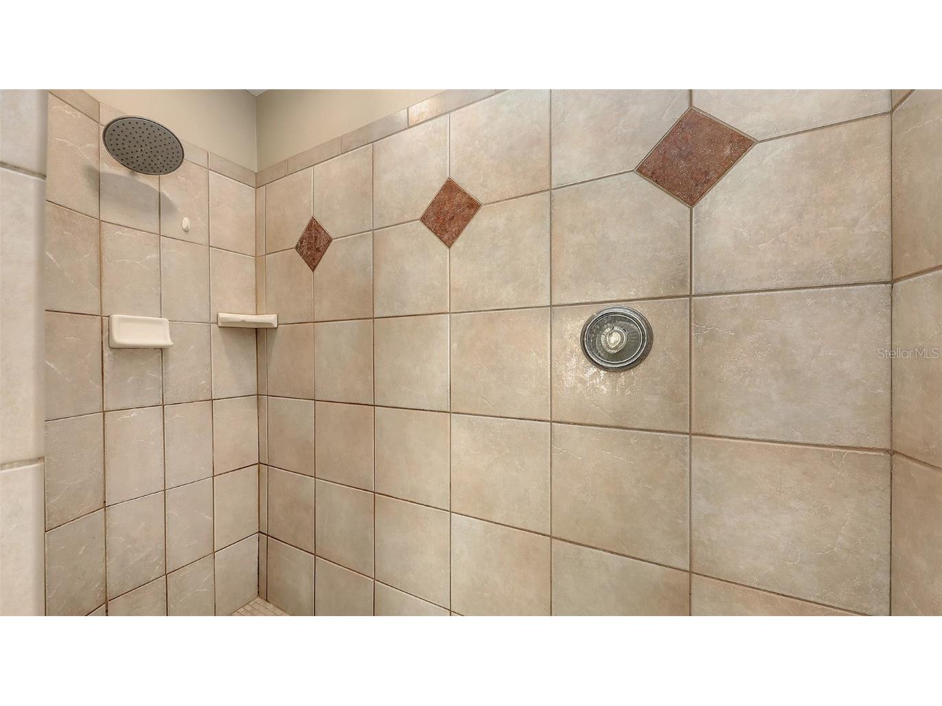 5698 Country Walk Lane Sarasota FL 34233 A4654065 image36