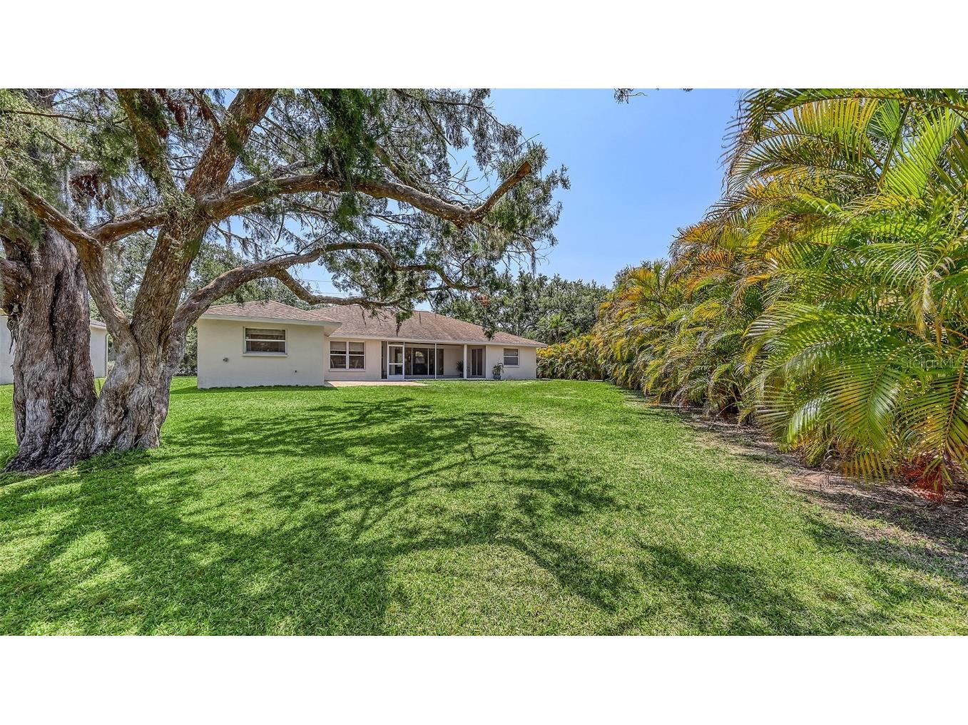 5698 Country Walk Lane Sarasota FL 34233 A4654065 image7