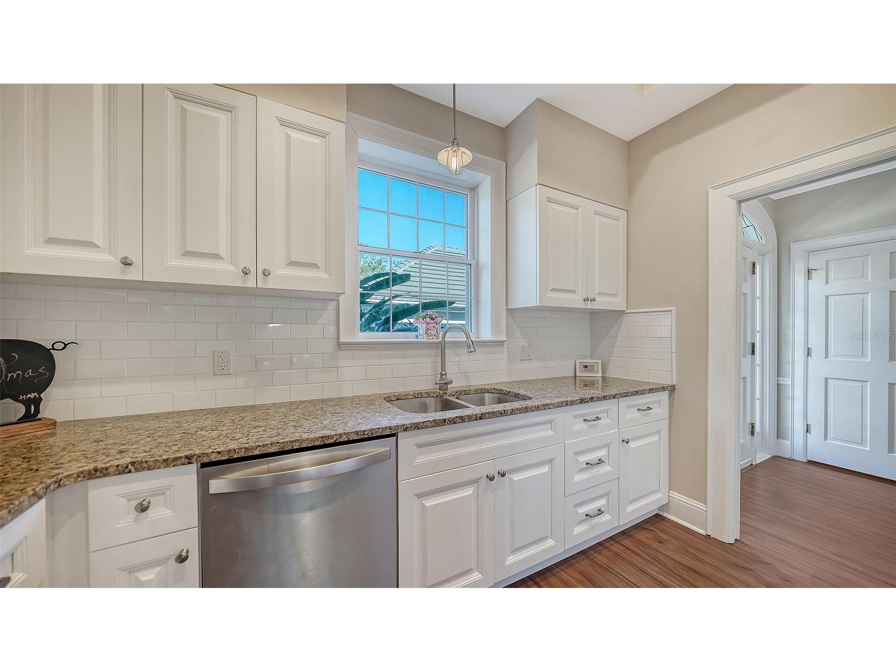 57 Bishops Court Road #121 Osprey FL 34229 A4680582 image27