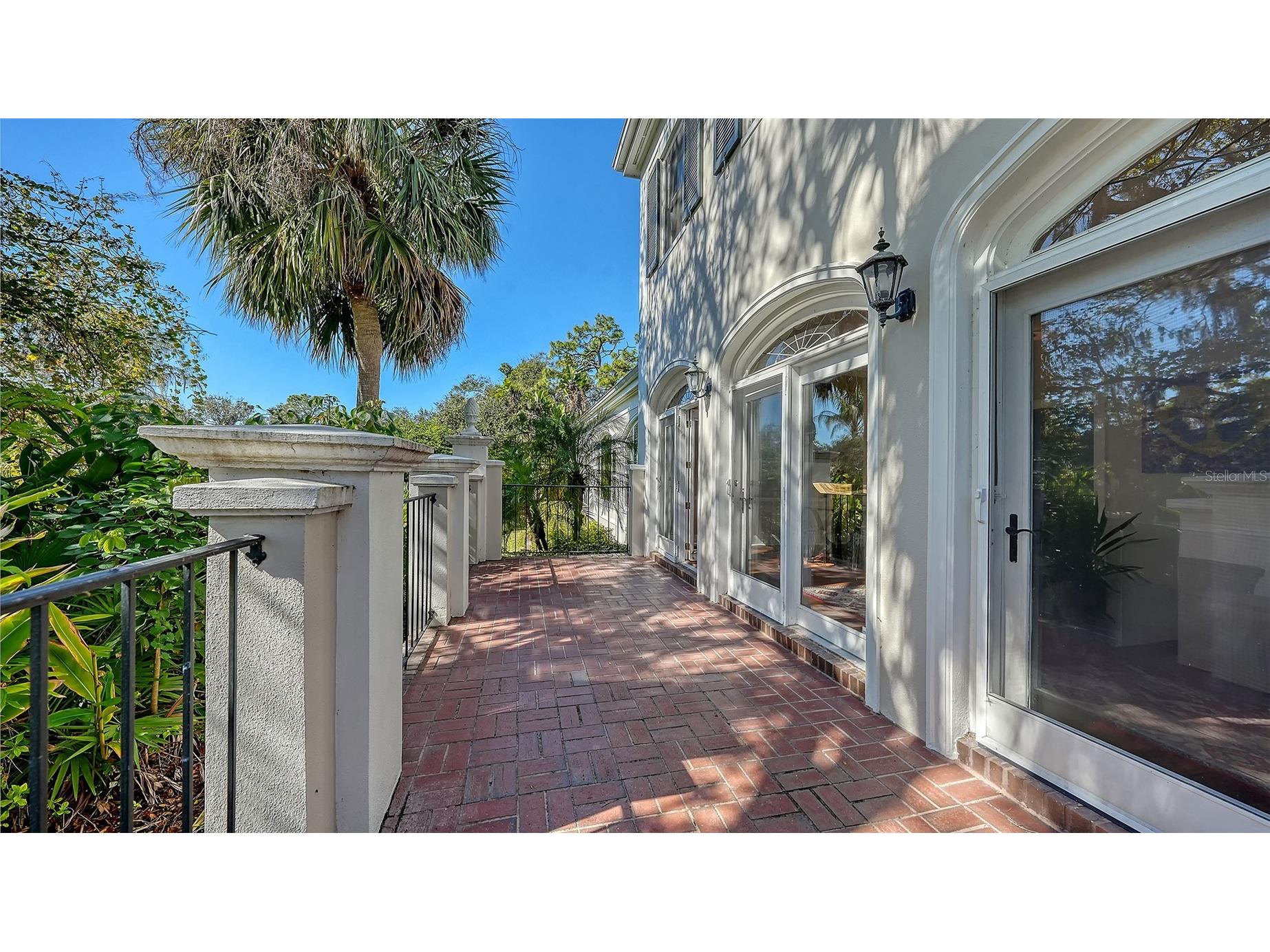 57 Bishops Court Road #121 Osprey FL 34229 A4680582 image44