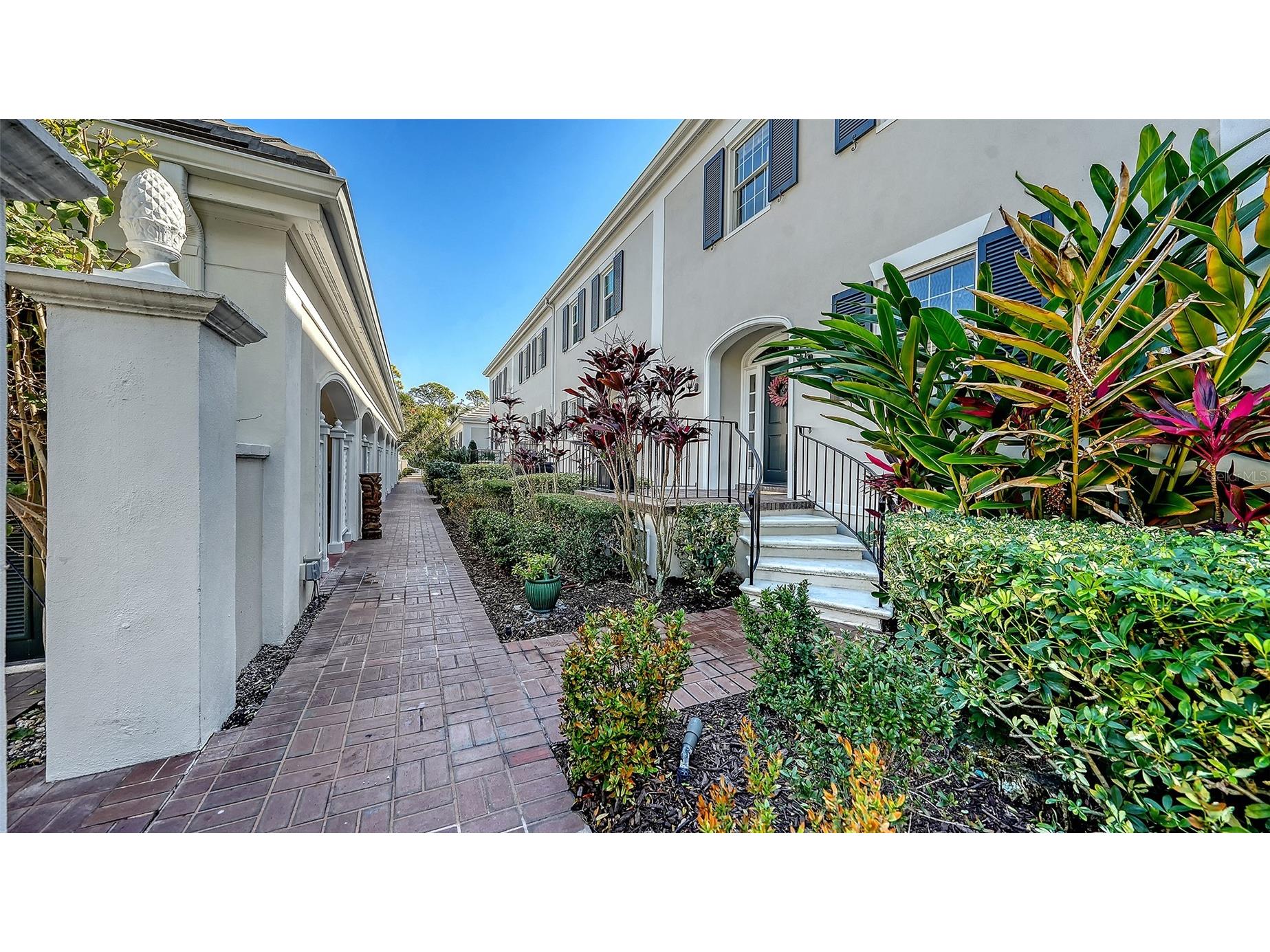 57 Bishops Court Road #121 Osprey FL 34229 A4680582 image46