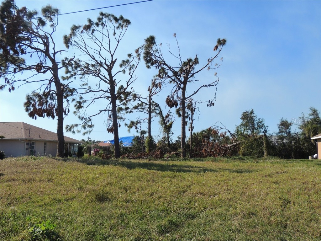 57 Broadmoor Lane Rotonda West FL 33947 D6128475 image1