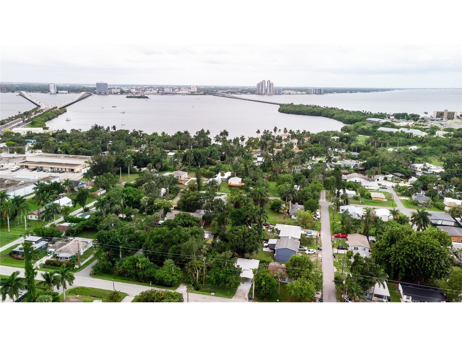 57 Cabana Avenue North Fort Myers FL 33903 O6415086 image2
