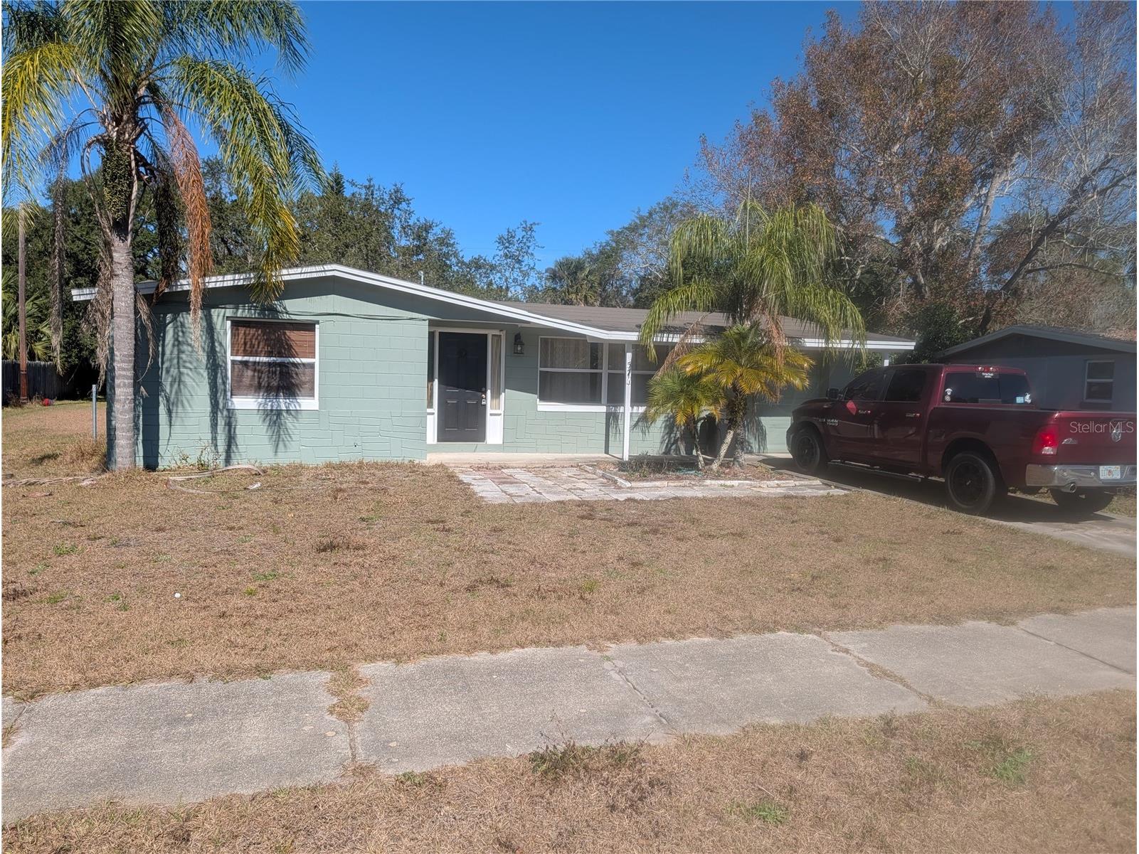 57 E 2nd Street Chuluota FL 32766 O6376504 image1