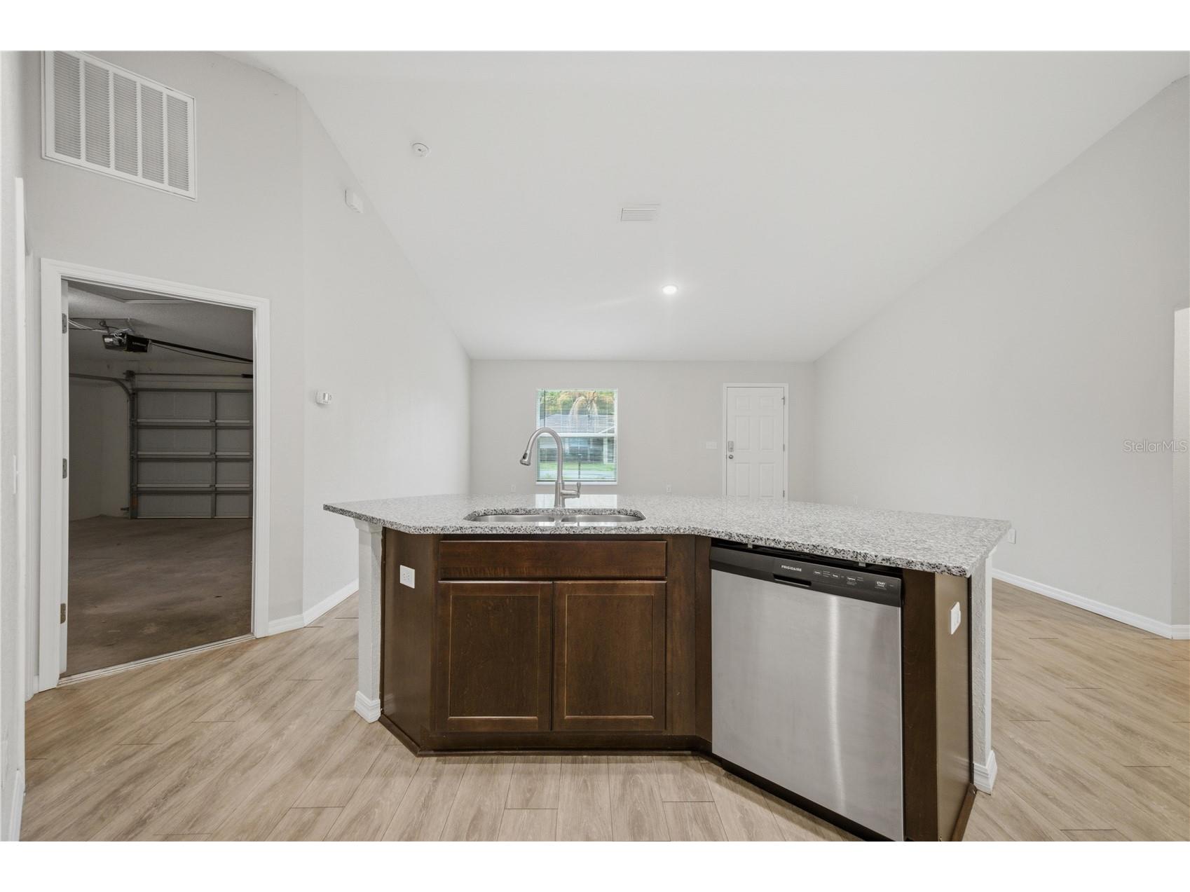 57 Juniper Track Ocala FL 34480 OM720980 image9