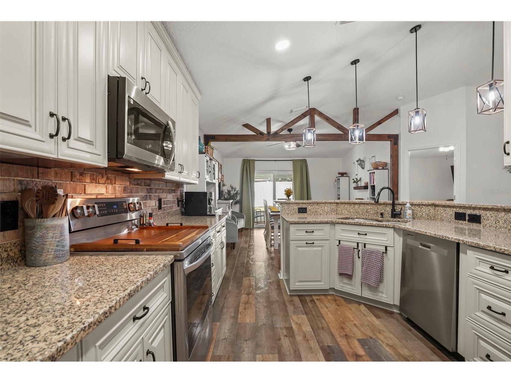57 Lakeview Reserve Boulevard Winter Garden FL 34787 V4949553 image12