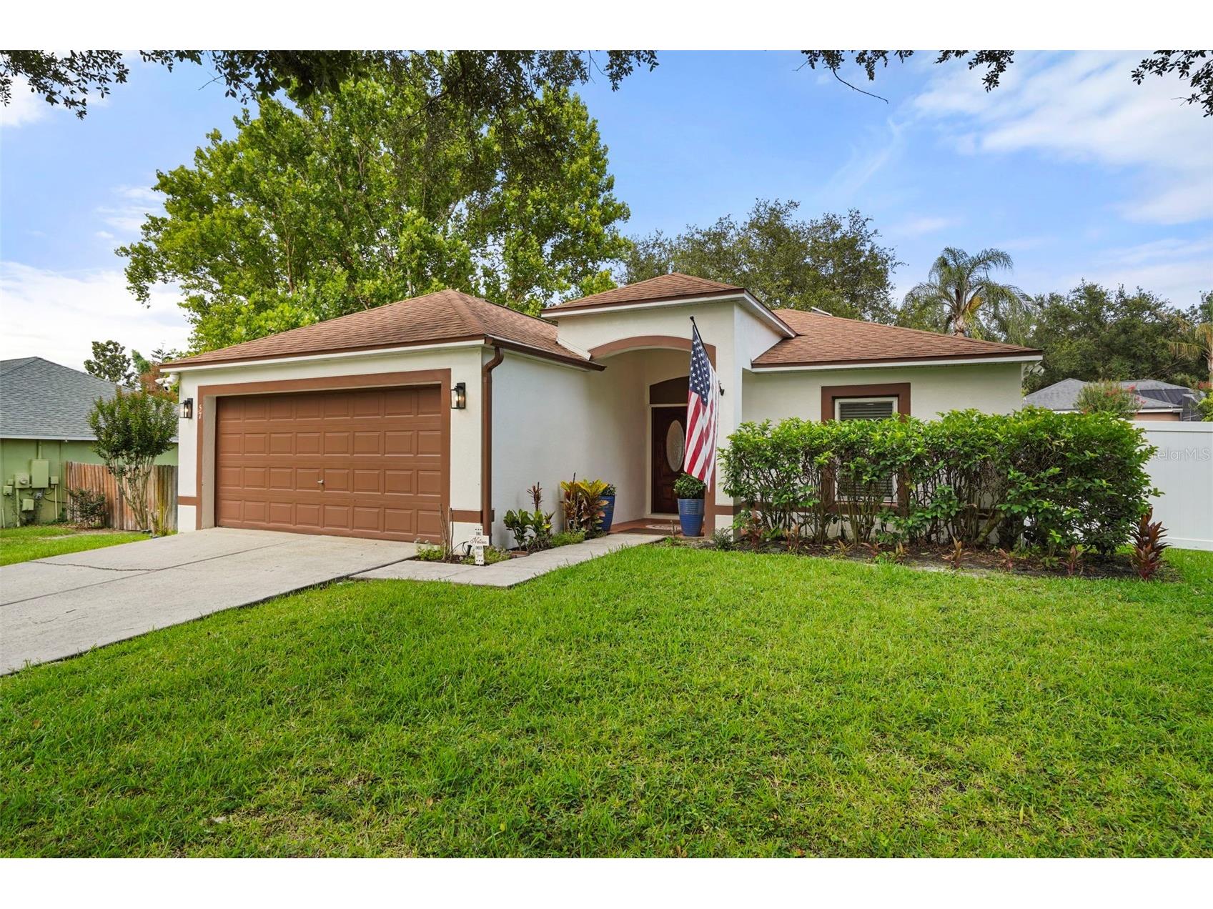 57 Lakeview Reserve Boulevard Winter Garden FL 34787 V4949553 image2
