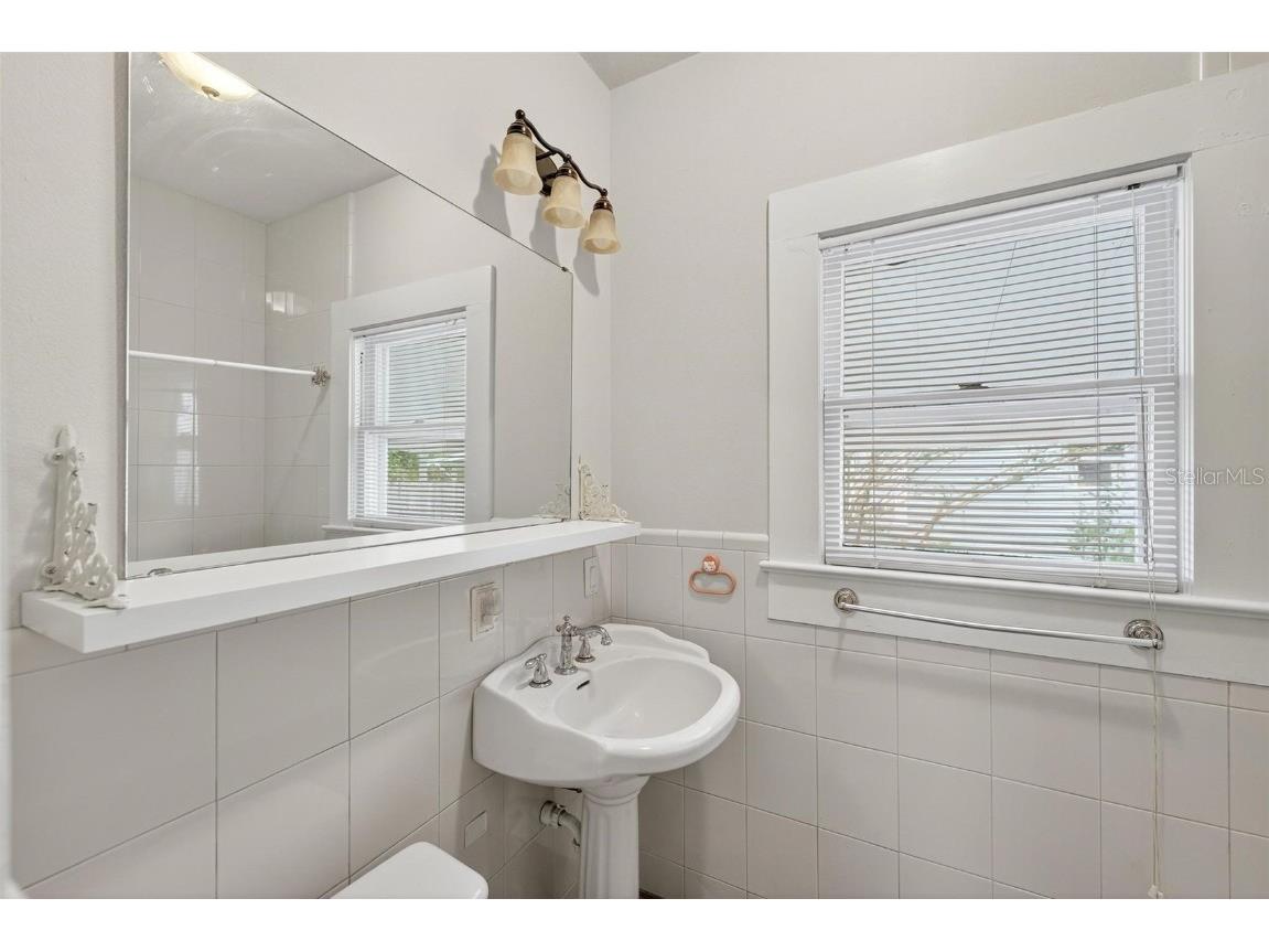 57 N Orange Avenue Umatilla FL 32784 G5095496 image35