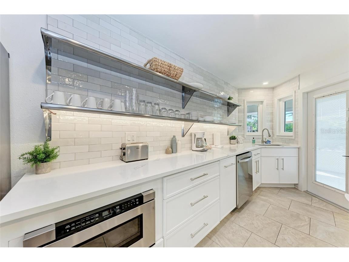 57 N Shore Drive Anna Maria FL 34216 A4676196 image14