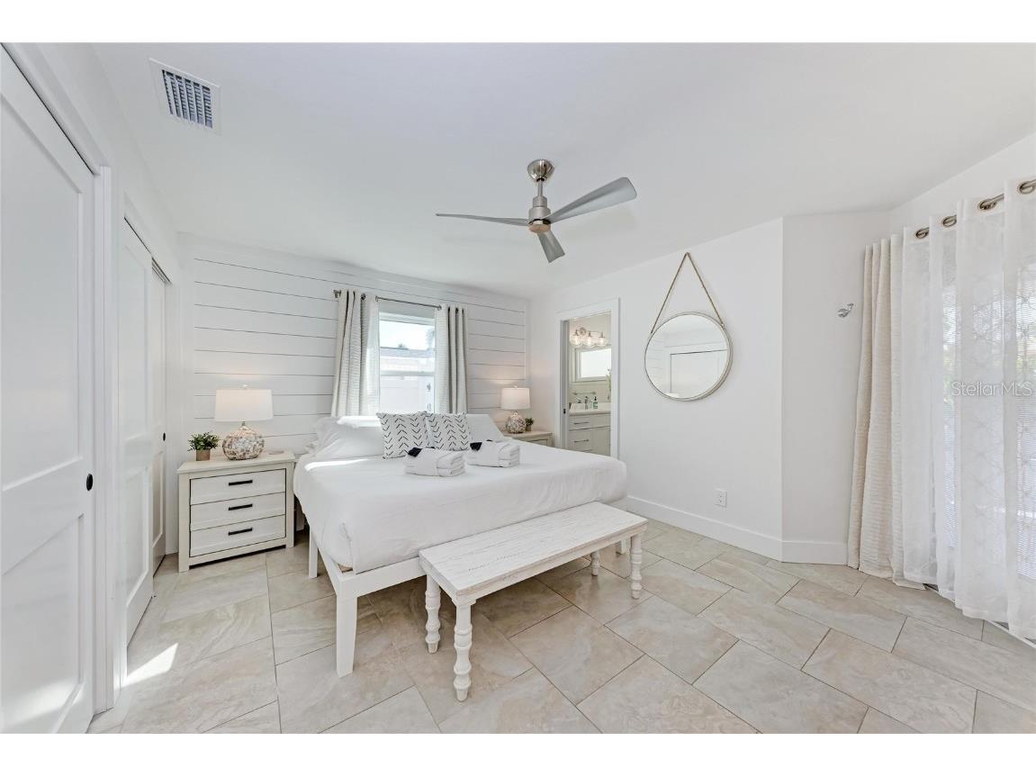 57 N Shore Drive Anna Maria FL 34216 A4676196 image16