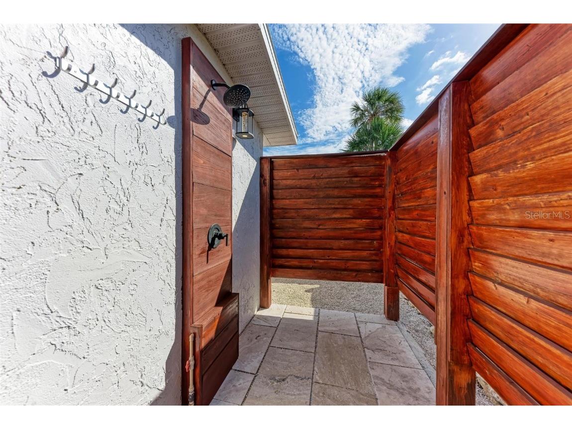 57 N Shore Drive Anna Maria FL 34216 A4676196 image39