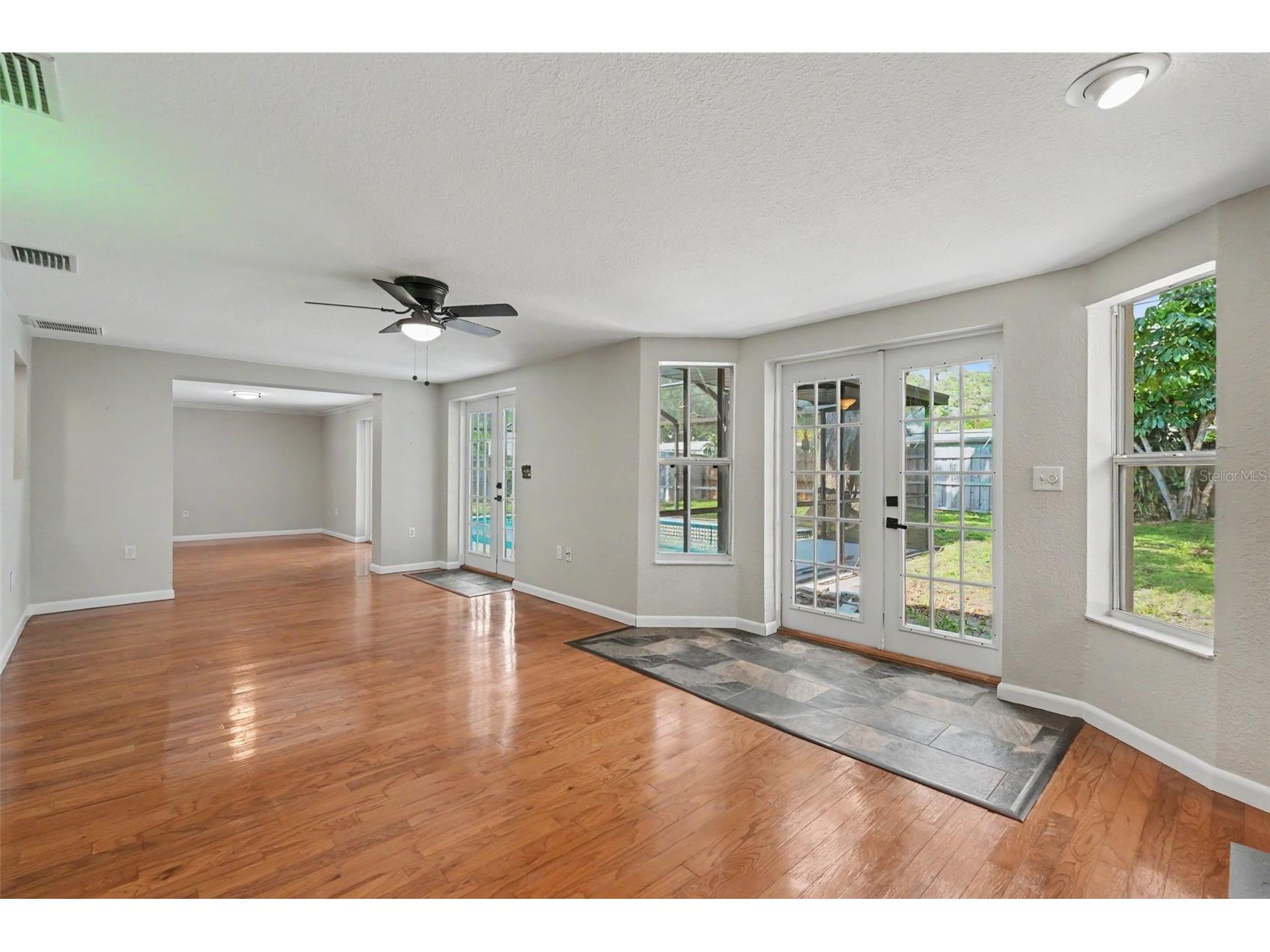 57 Ventura Drive Dunedin FL 34698 TB8532566 image23
