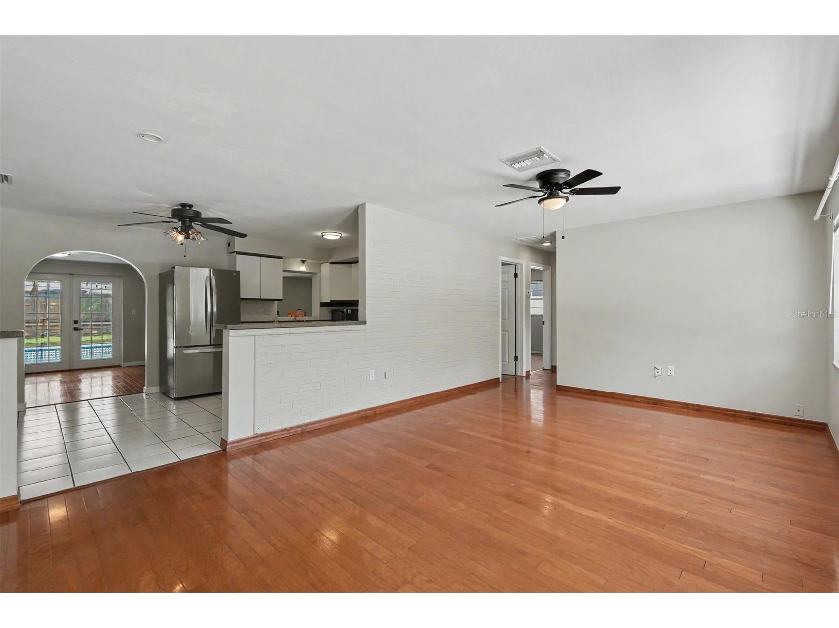 57 Ventura Drive Dunedin FL 34698 TB8532566 image5