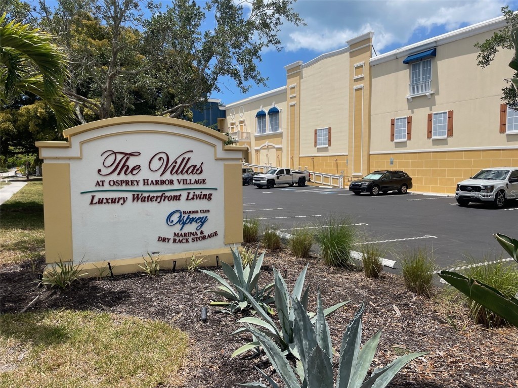 570 Blackburn Point Road #14 Osprey FL 34229 A4610985 image1