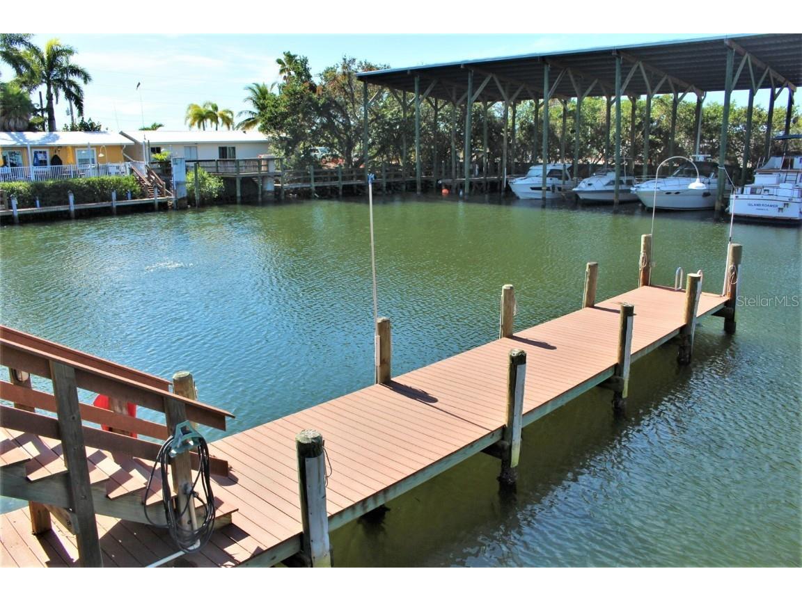 570 Blackburn Point Road #LNG42 Osprey FL 34229 A4677438 image7