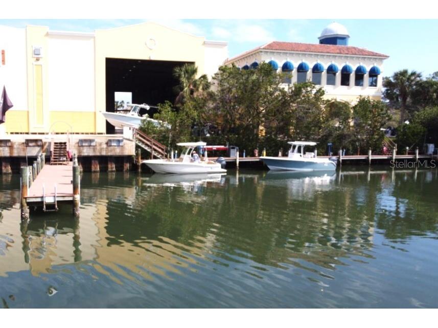 570 Blackburn Point Road #LIDO-28 Osprey FL 34229 A4577649 image1