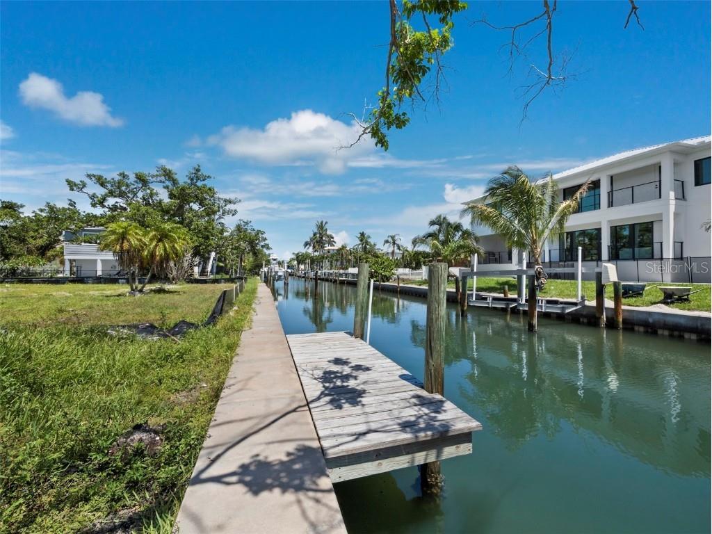 570 De Narvaez Drive Longboat Key FL 34228 A4662673 image11