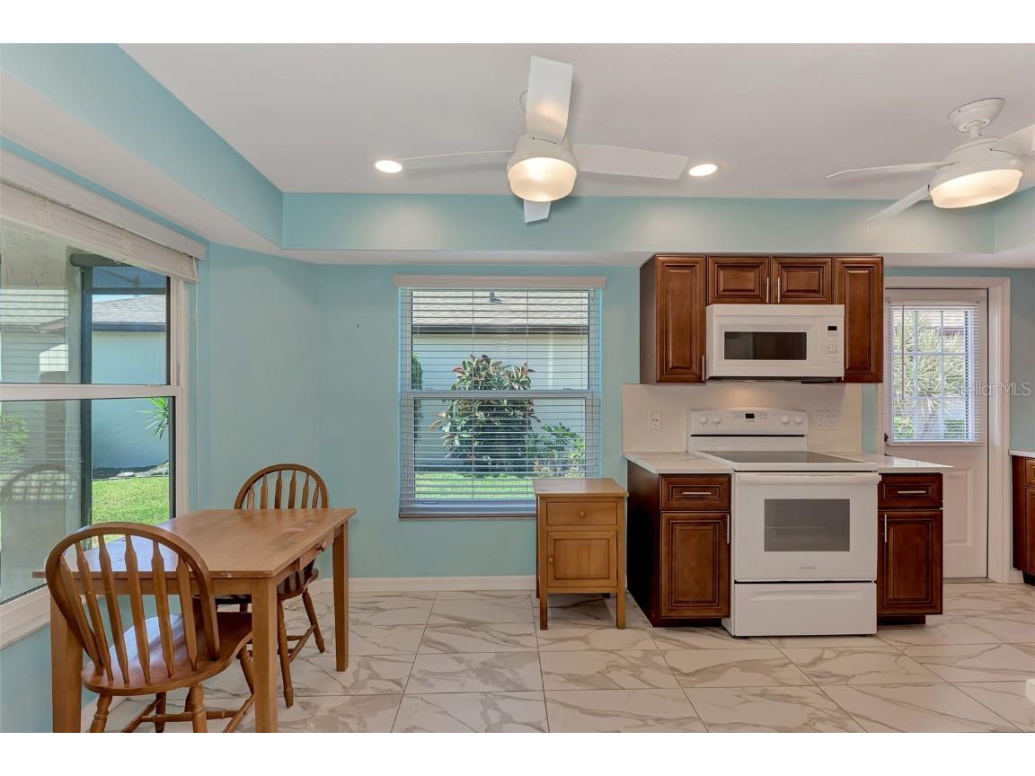 570 Foxwood Boulevard #196 Englewood FL 34223 D6136767 image10