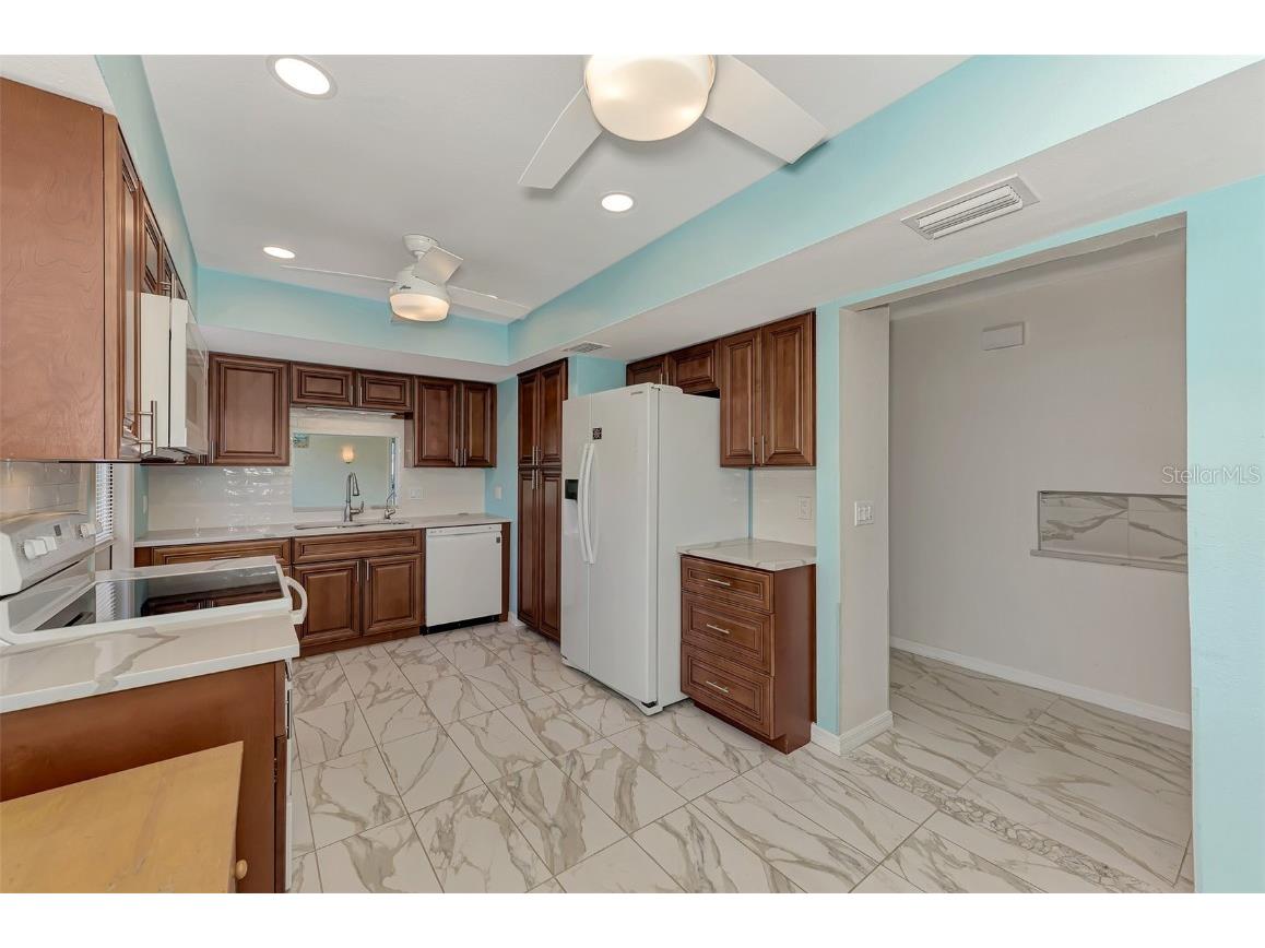 570 Foxwood Boulevard #196 Englewood FL 34223 D6136767 image12