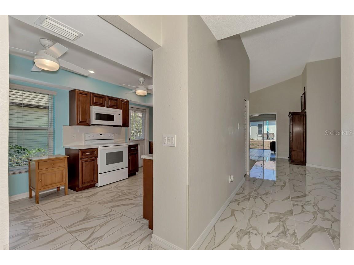 570 Foxwood Boulevard #196 Englewood FL 34223 D6136767 image9