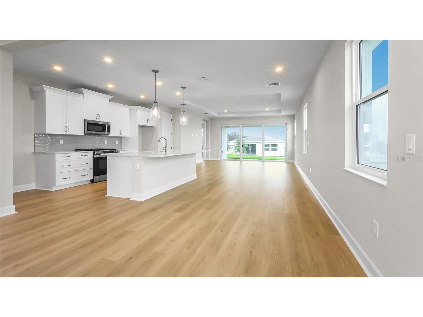 570 Hammock Oaks Boulevard Lady Lake FL 32159 W7880015 image12