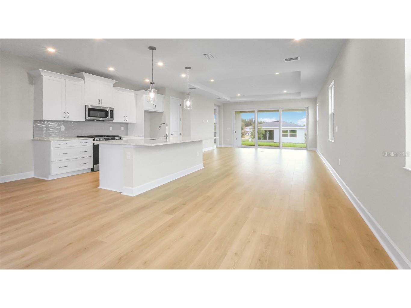 570 Hammock Oaks Boulevard Lady Lake FL 32159 W7880015 image13