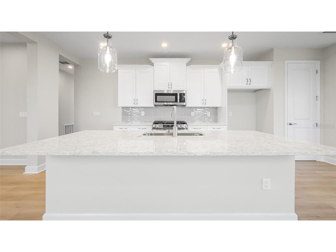 570 Hammock Oaks Boulevard Lady Lake FL 32159 W7880015 image16